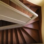 escalier bois rénové